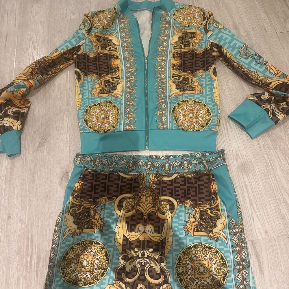 Mint Blue Colorful Pattern Jacket & Shorts Set (Shorts waist both side cutout)